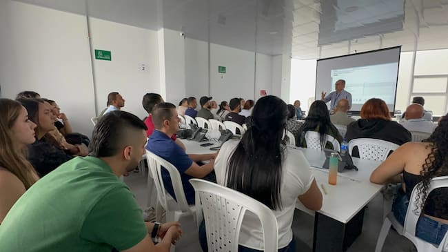 Capacitación a jurados de votación en Quindío. Foto: Cortesía Registraduría Quindío