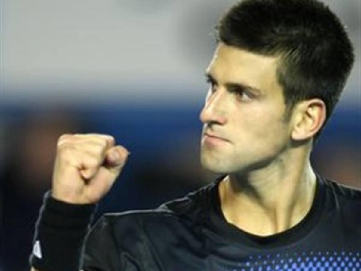 Djokovic se impone a Tsonga en la Copa de Maestros