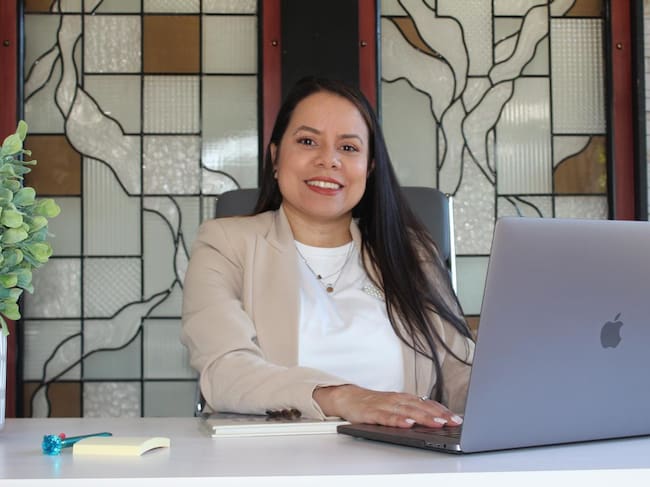Darlenis Dávila: una mirada creativa que conecta marcas y audiencias