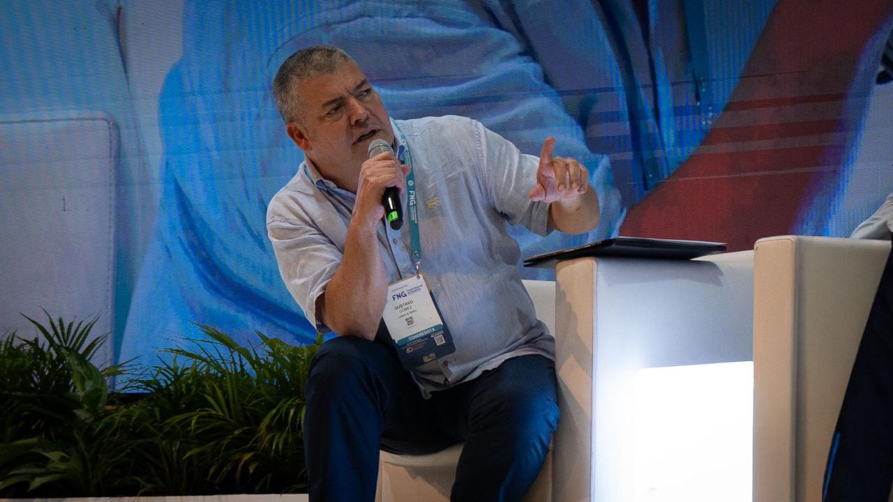 Gustavo Gómez moderó conversatorio en la Convención Bancaria #60.