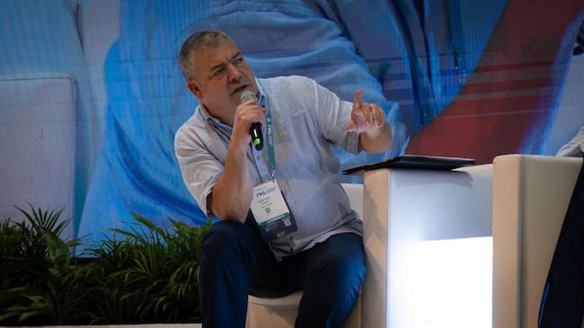 Gustavo Gómez moderó conversatorio en la Convención Bancaria #60.