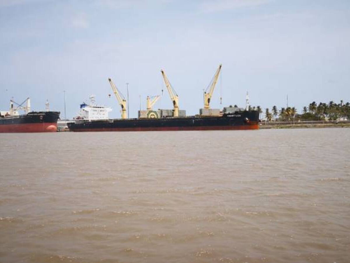 Operarios temen suspensión de operaciones en Puerto de Barranquilla