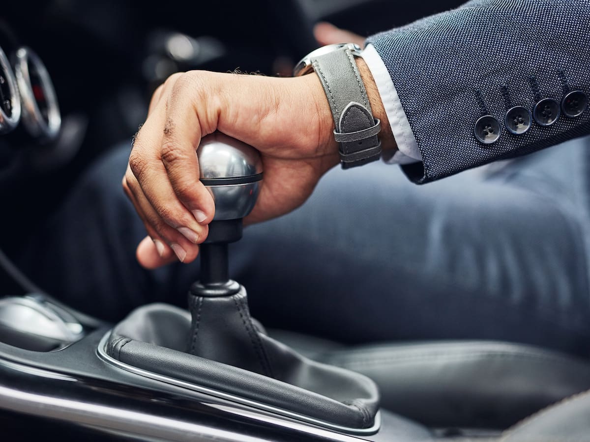 Subir y bajar una pendiente con carro automático: ¿cómo hacerlo correcta y fácilmente?