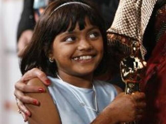 El padre intenta vender a la niña de 'Slumdog Millionaire'