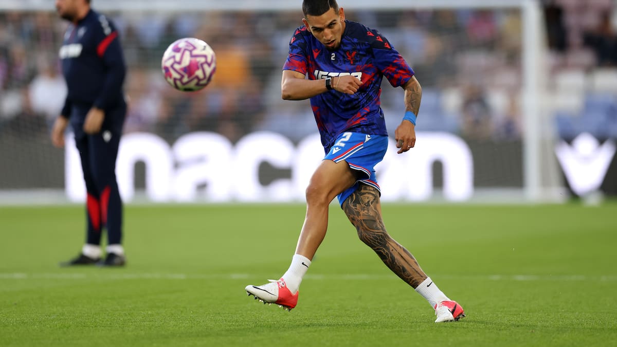 Daniel Muñoz y Jefferson Lerma titulares en flojo debut del Crystal Palace en la Conference League
