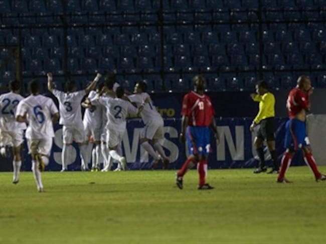 Guatemala vence a Costa Rica en amitoso previo a eliminatorias