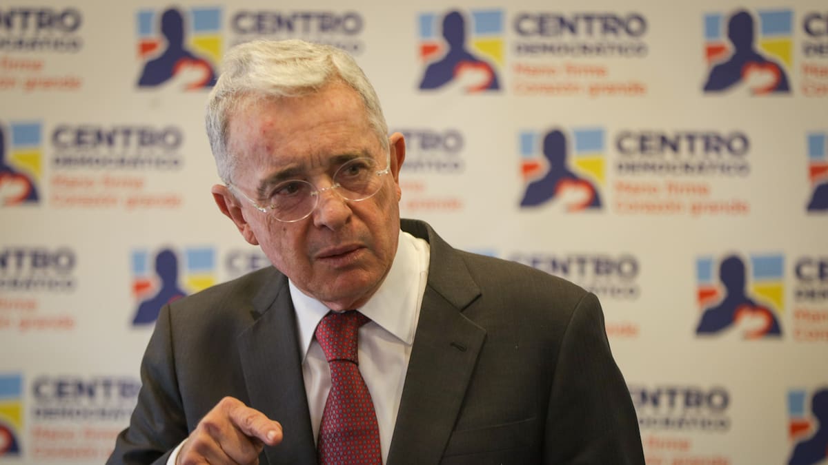 Preparatoria de juicio contra expresidente Álvaro Uribe no se aplaza