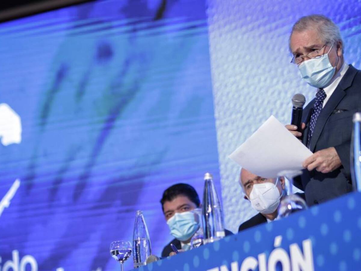 Partido Conservador suspendió a congresista que hizo público su apoyo a Petro