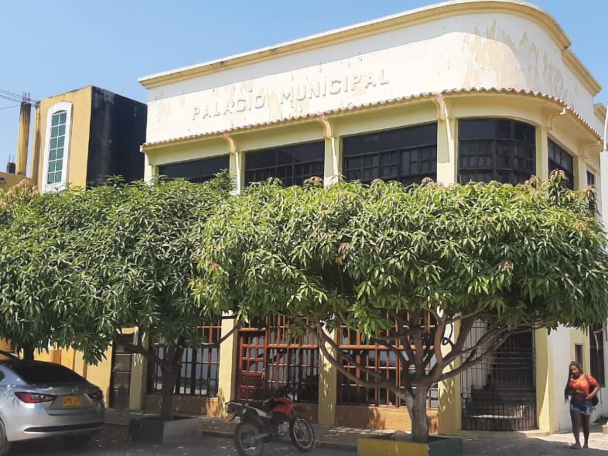 Polémica por vaca en escudo de Aracataca, Magdalena: presidente del Concejo responde