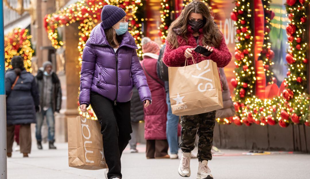 Exigir vacuna COVID-19 afectará temporada decembrina: comercios EE.UU.