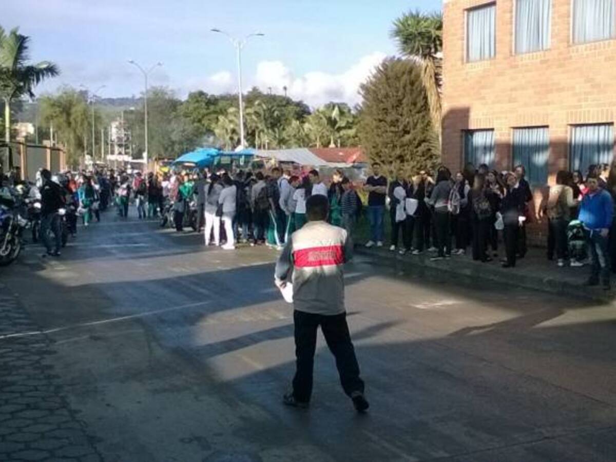 El Sena amaneció con protestas y sin clases