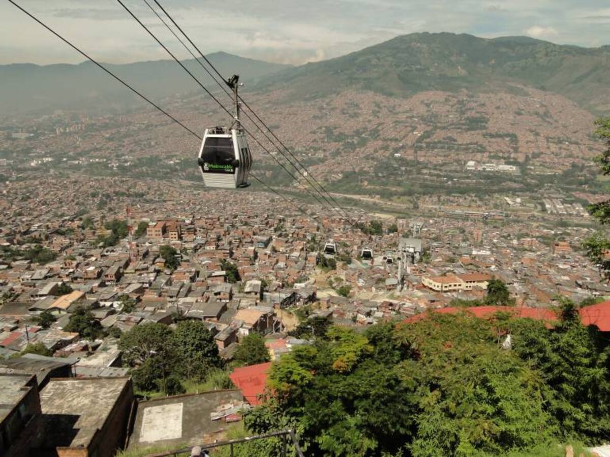 Medellín es reconocida en reto internacional de alcaldes con el proyecto Bancuadra