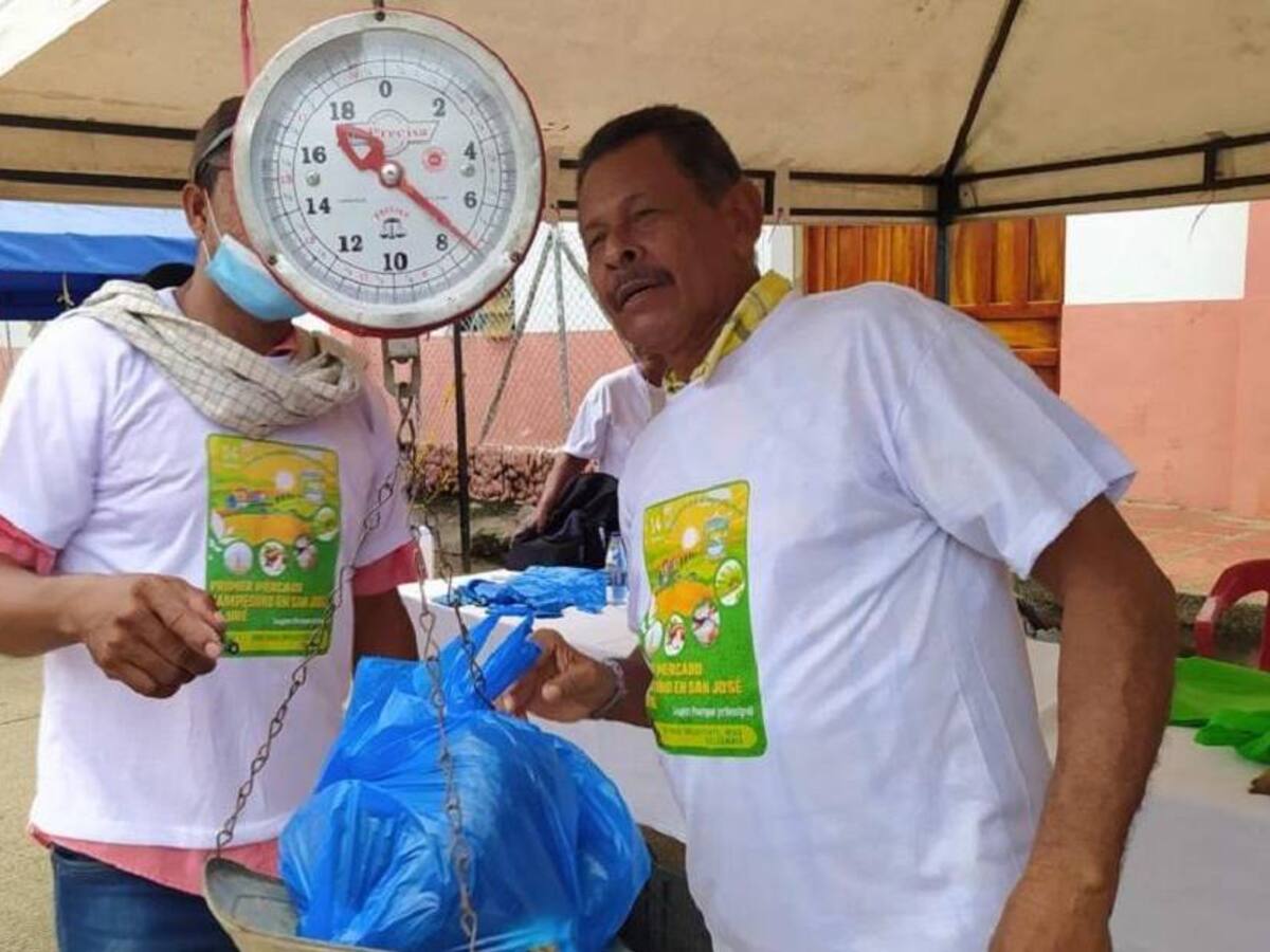 Excocaleros se le miden a los mercados campesinos en el sur de Córdoba