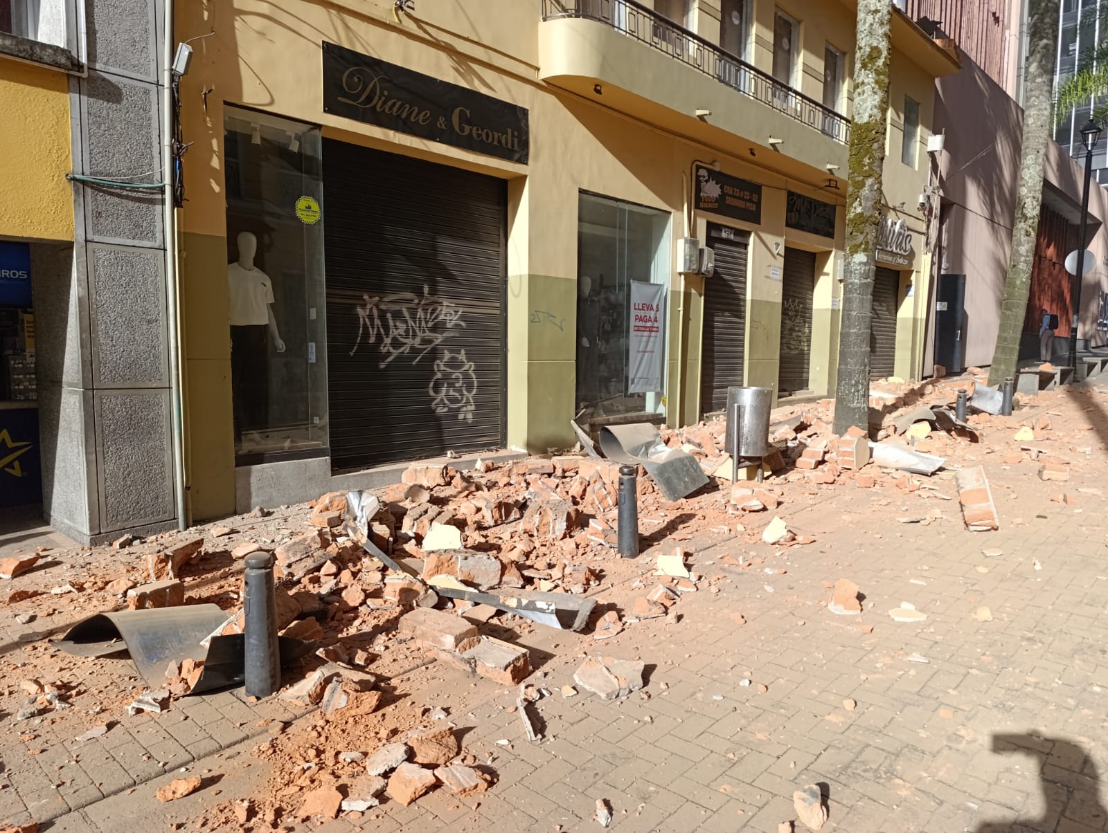 Afectaciones por el temblor de este 10 de agosto de 2026 en el centro de Manizales