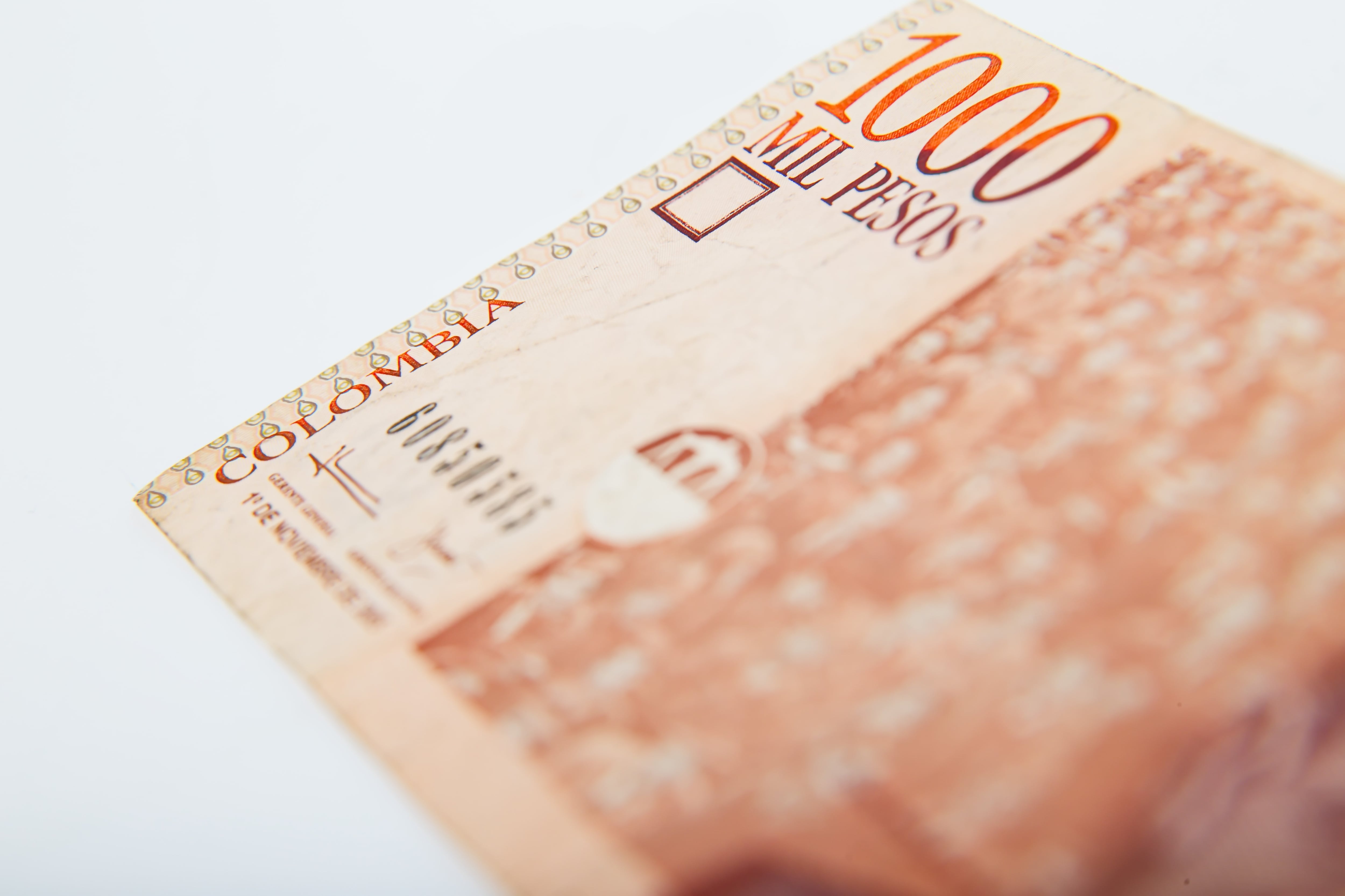 Billete de mil pesos de Colombia. (Foto: Getty Images)