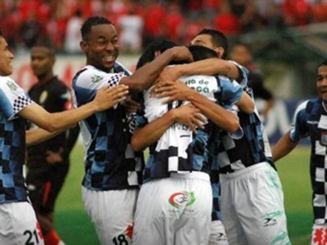 Junior, Santa Fe, Cartagena y Quindío escoltan al líder Chicó en el fútbol colombiano