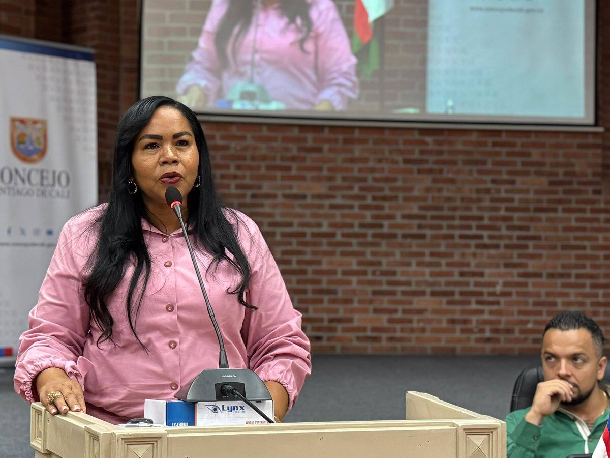 Contralora encargada de Cali responde a críticas por supuesta cercanía con el alcalde Alejandro Eder