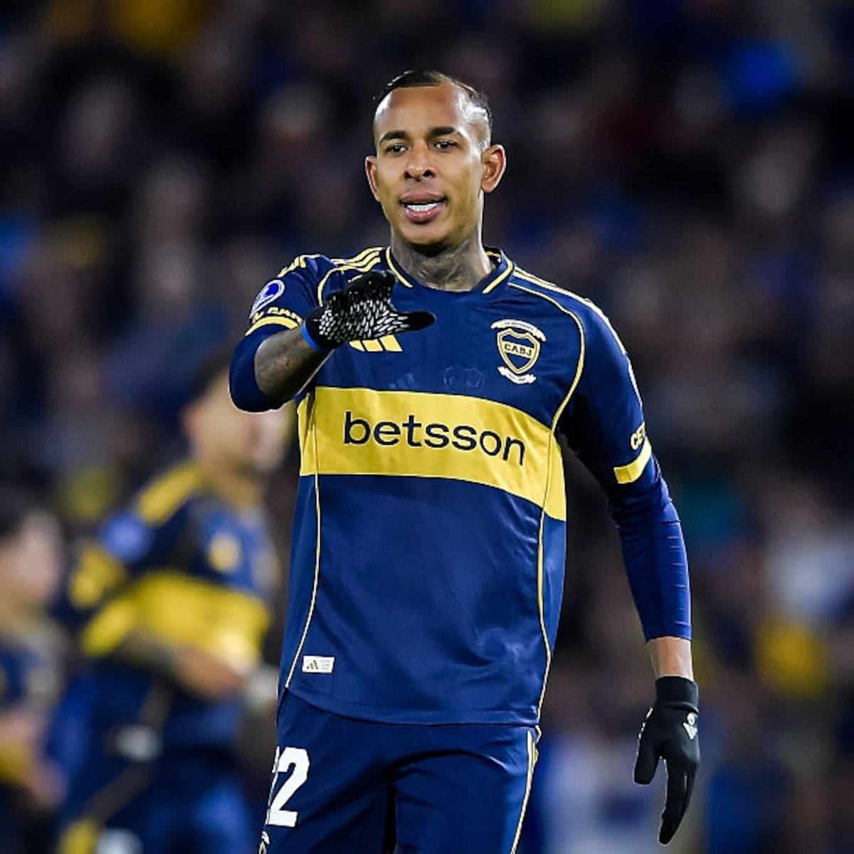 Sebastián Villa, de los silbidos a los aplausos en su regreso a Boca: “Pido disculpas a los hinchas”