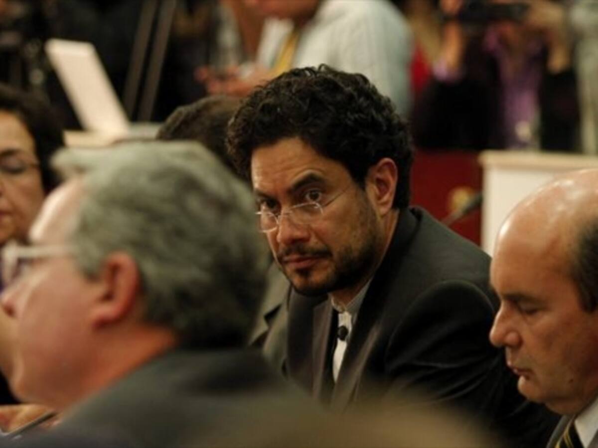 Audiencia contra Iván Cepeda se realizará el 24 de febrero