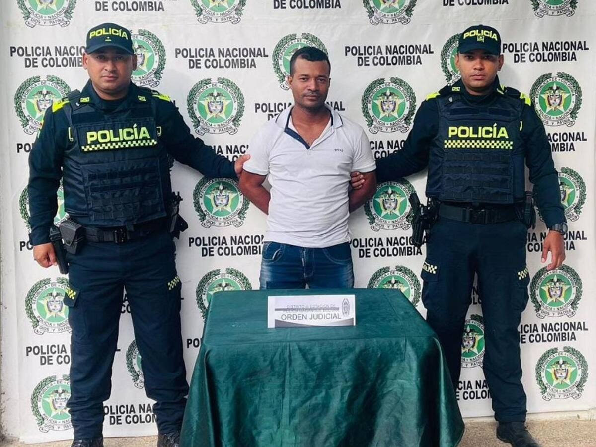 Deambulaba con orden judicial vigente y fue capturado en un puesto de control en Magangué