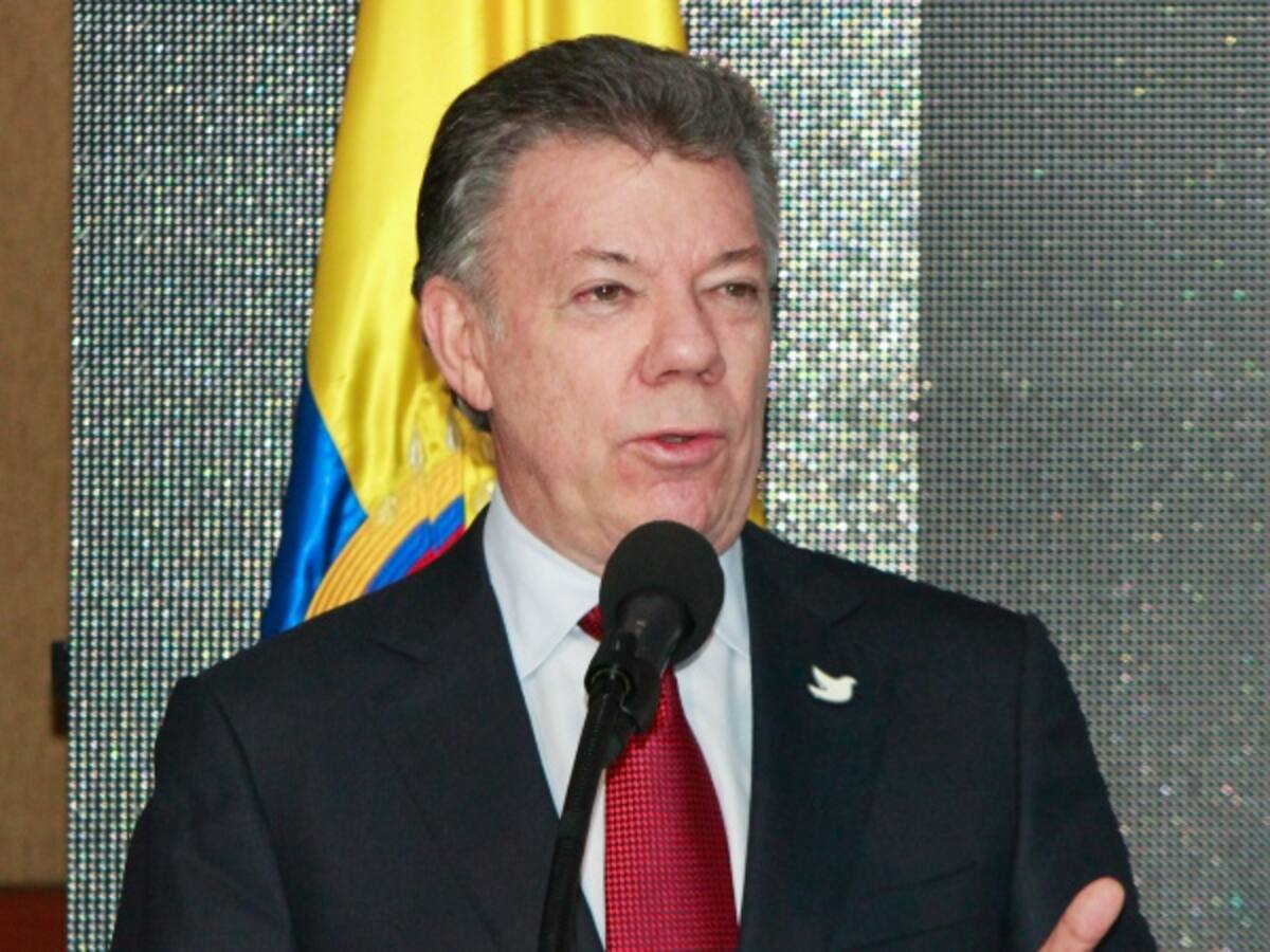 Salud Hernández-Mora se fue a hacer un trabajo periodístico con el ELN: Santos