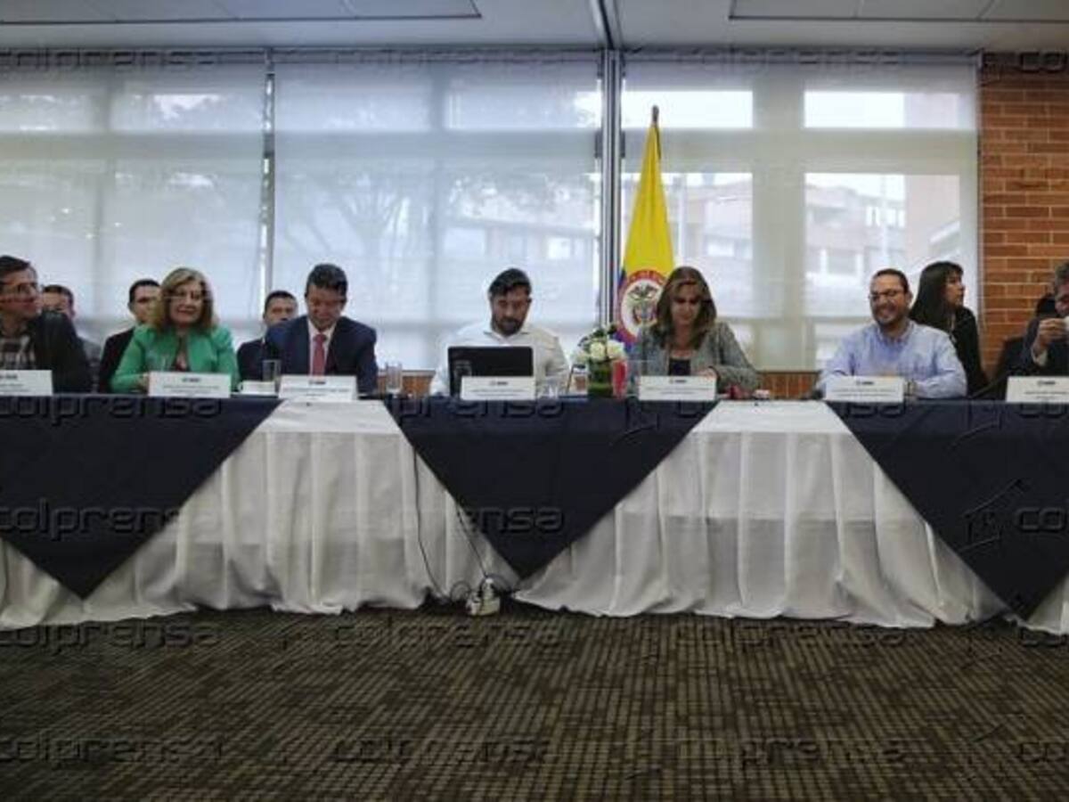 Centrales obreras dicen que hay que cambiar mecanismo para fijar el salario