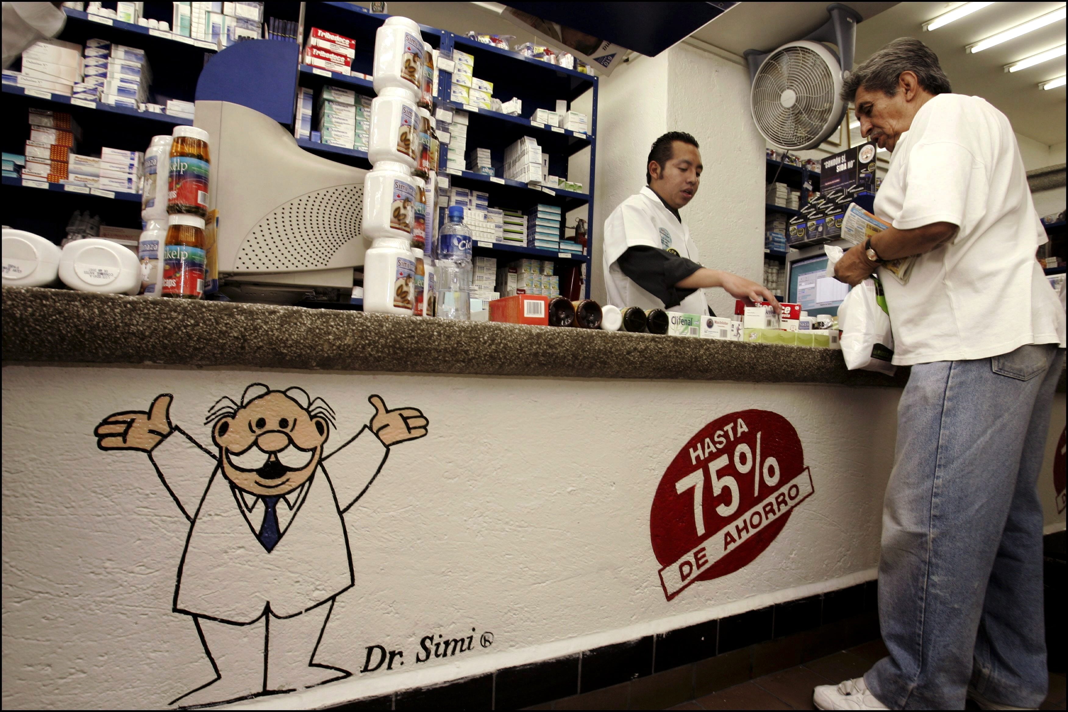 MEXICO - JUNE 01: Victor G - Torres: The Mexican Who Built An Empire On Generic Drugs - On June, 2005 - In Mexico - Here, The Farmacia Similar Drugstore Adjoining The Health Center. (Photo by Patrick AVENTURIER/Gamma-Rapho via Getty Images)