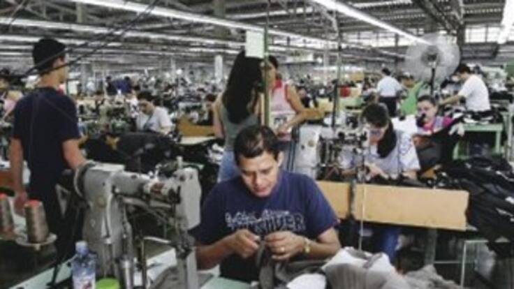 El sector textilero afronta una grave crisis por cuenta de la revaluación del peso y la caída en las exportaciones