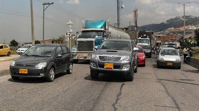 Se garantiza la seguridad en el tránsito de la vía al Llano: director de la ANI. Foto: Colprensa