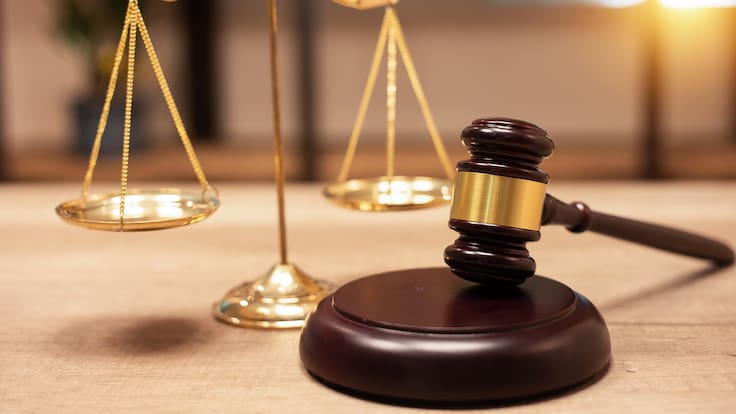 Análisis: ¿Un magistrado puede nombrar a un abogado de oficio para continuar un proceso?