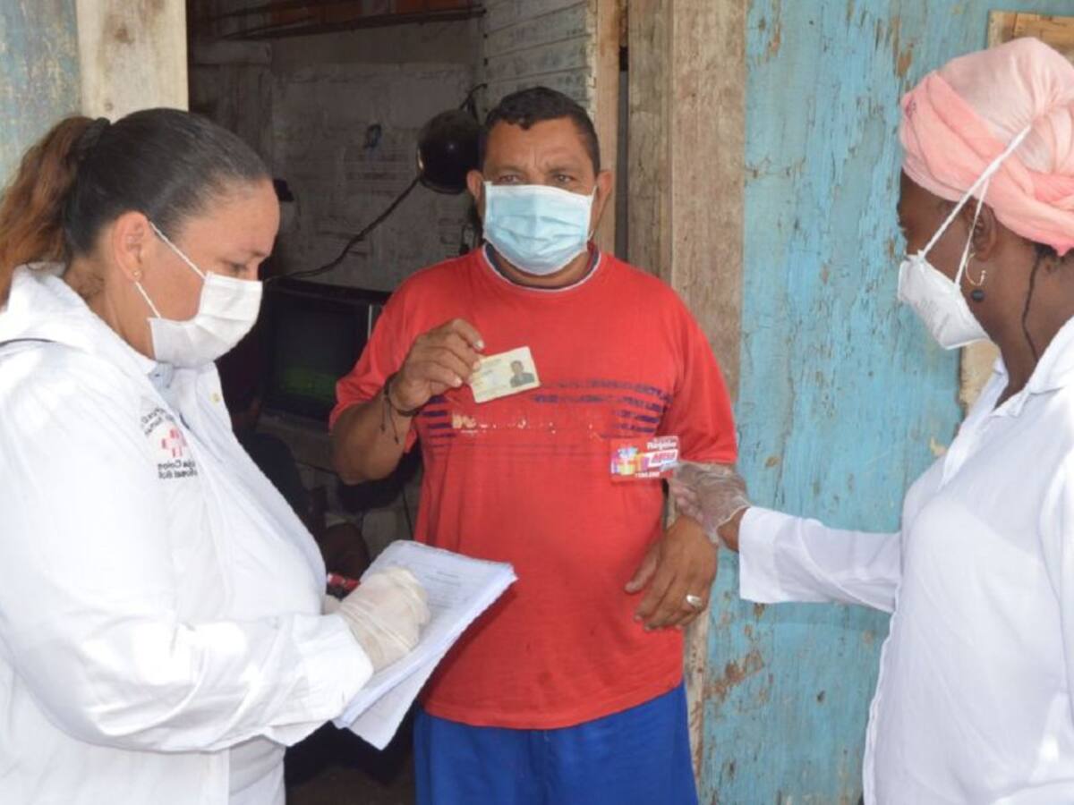 Alcaldía de Cartagena entrega 500 bonos en Isla de León e Isla de Belén