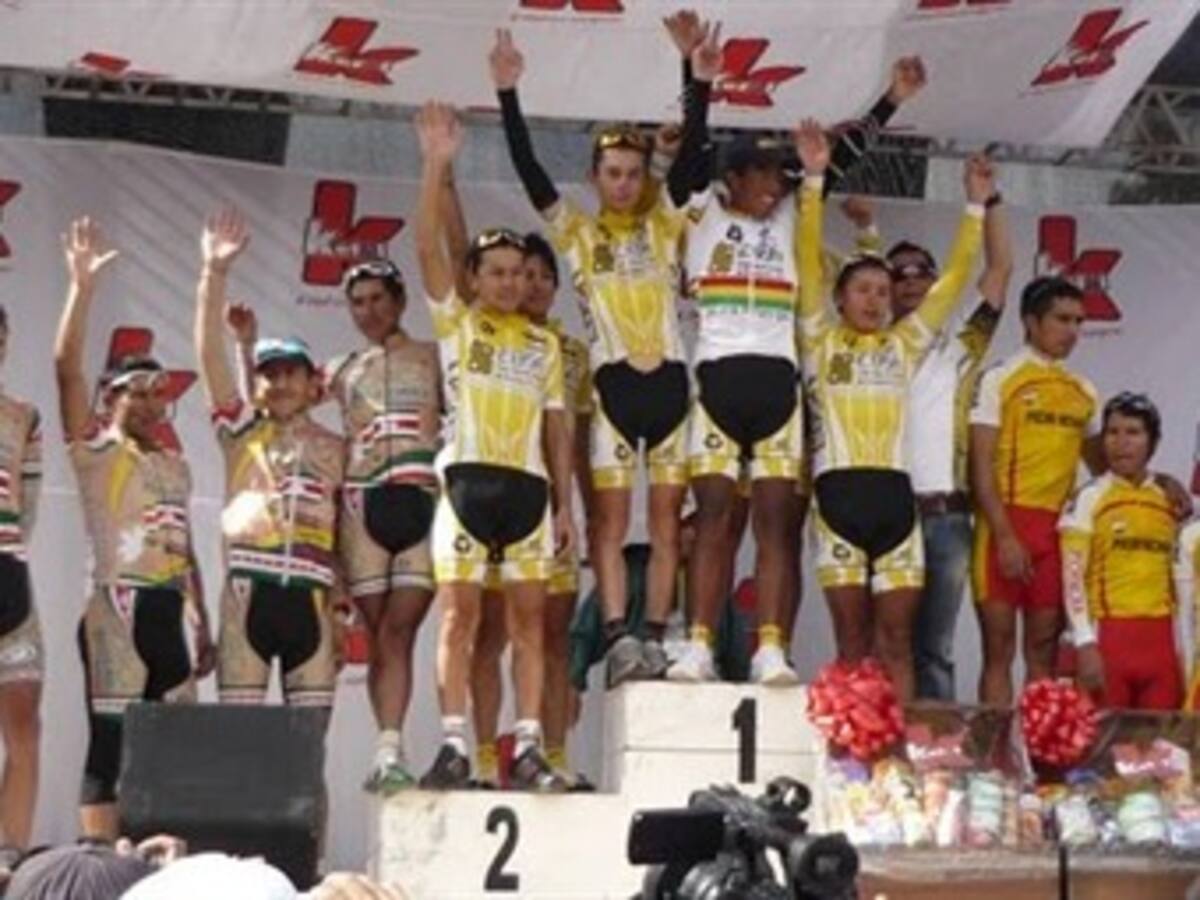 Regresó al país el equipo ganador de la Vuelta a Chiapas
