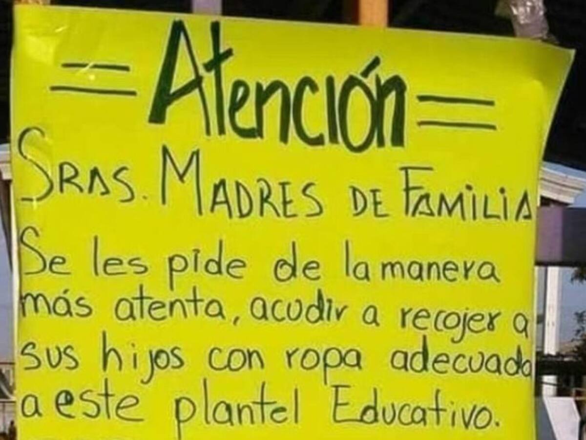 Escuela en México pidió a mamás no vestir "sexy" para recoger a sus hijos