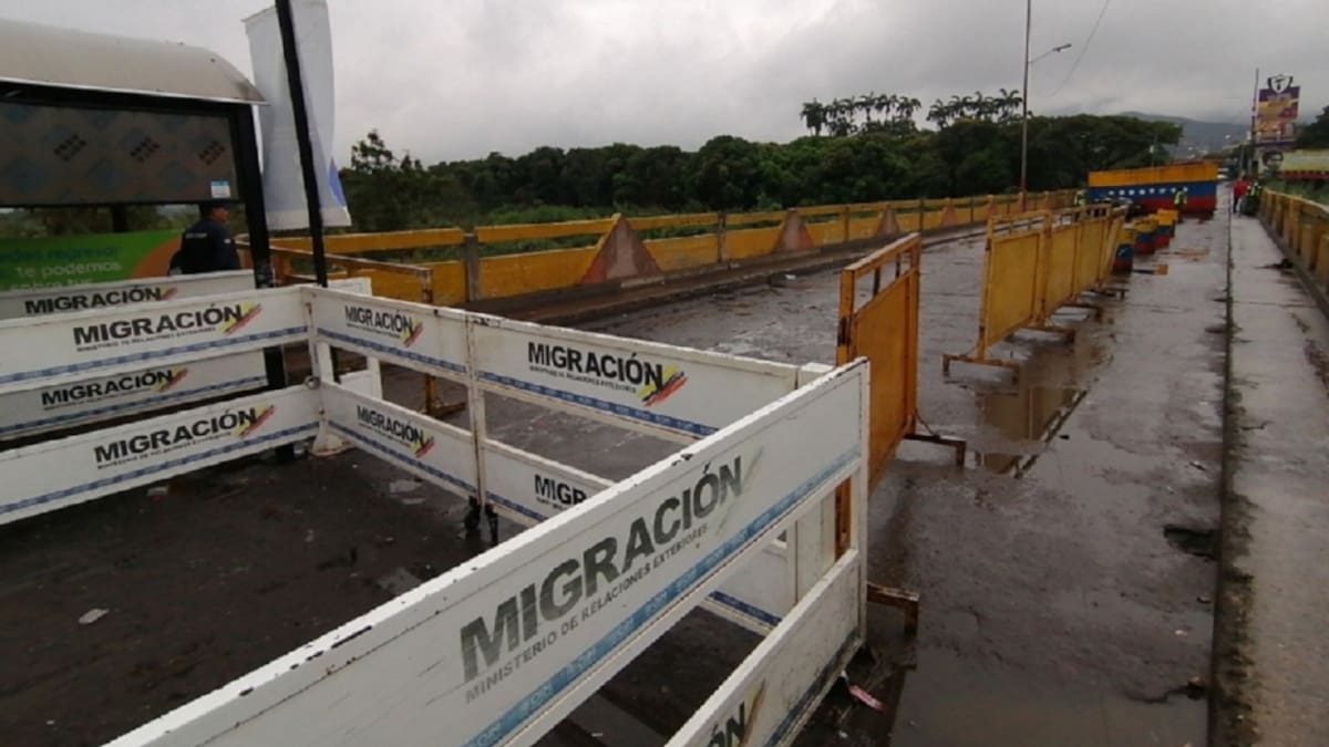 Corredor humanitario evitará deserción de estudiantes residentes