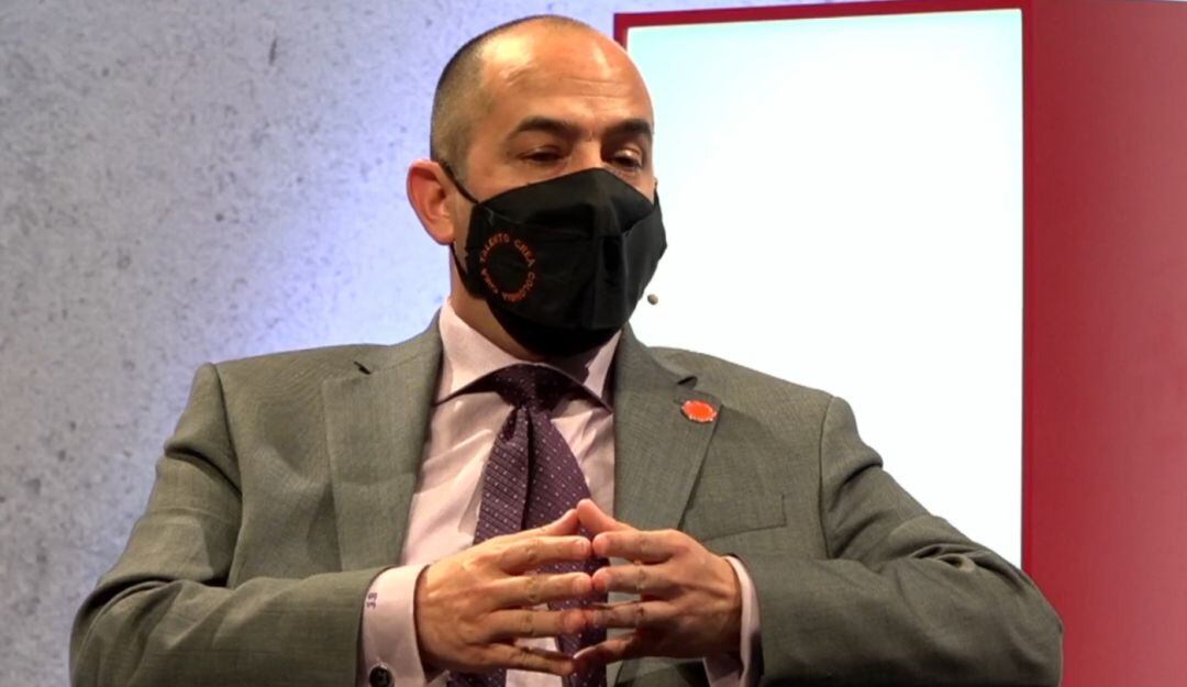 Ministro de Cultura, Fernando Buitrago. 