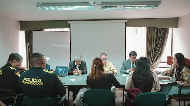 La mesa de trabajo interinstitucional se adelantó con la Gobernación de Boyacá, la Secretaría de Gobierno Departamental, el INPEC, la Policía Nacional, la Procuraduría, la Personería y representantes de las Alcaldías de Nobsa y Paipa / Alcaldía de Duitama.