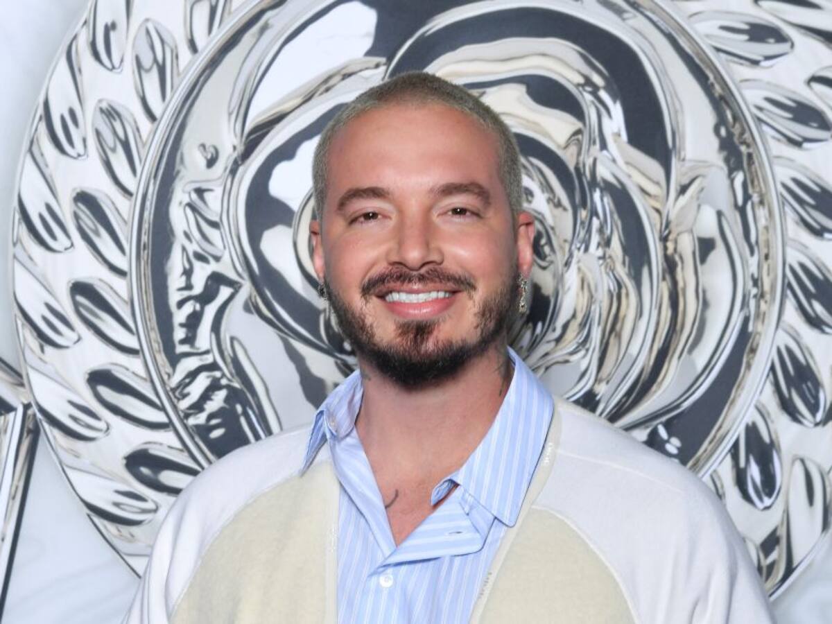 "Te van a llegar tus tenis": J Balvin a niño que tenía tenis chiveados