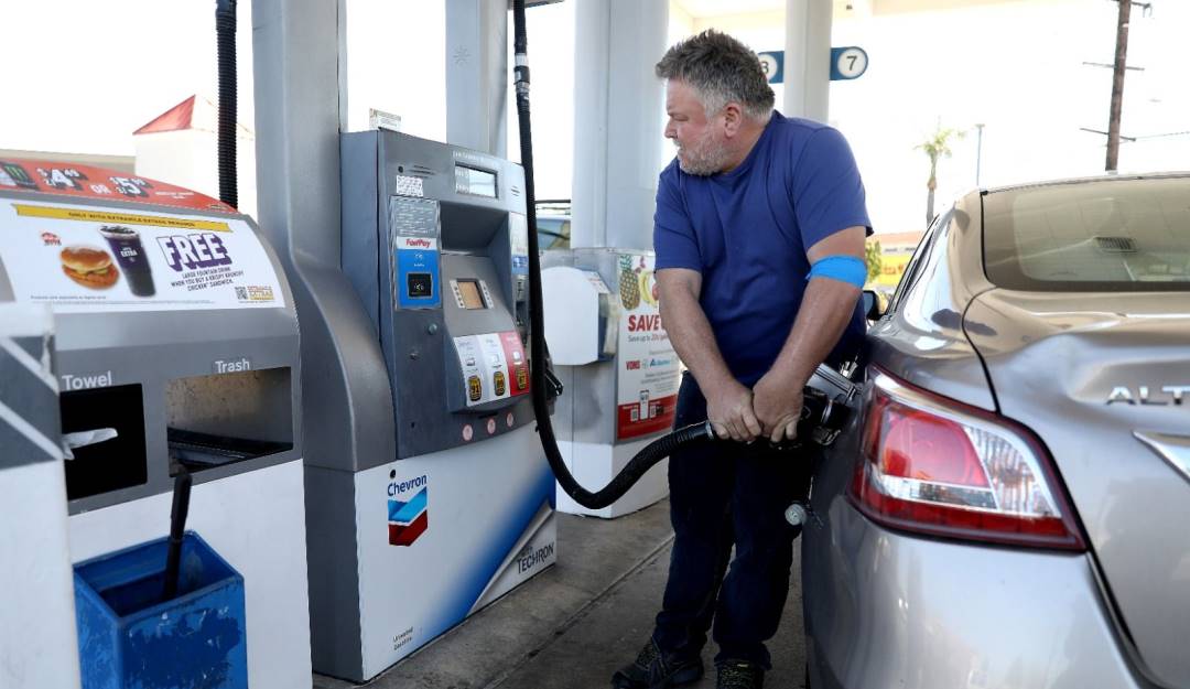 El valor de los combustibles es uno de los productos de los más afectados por la inflación.                 Foto: Getty 