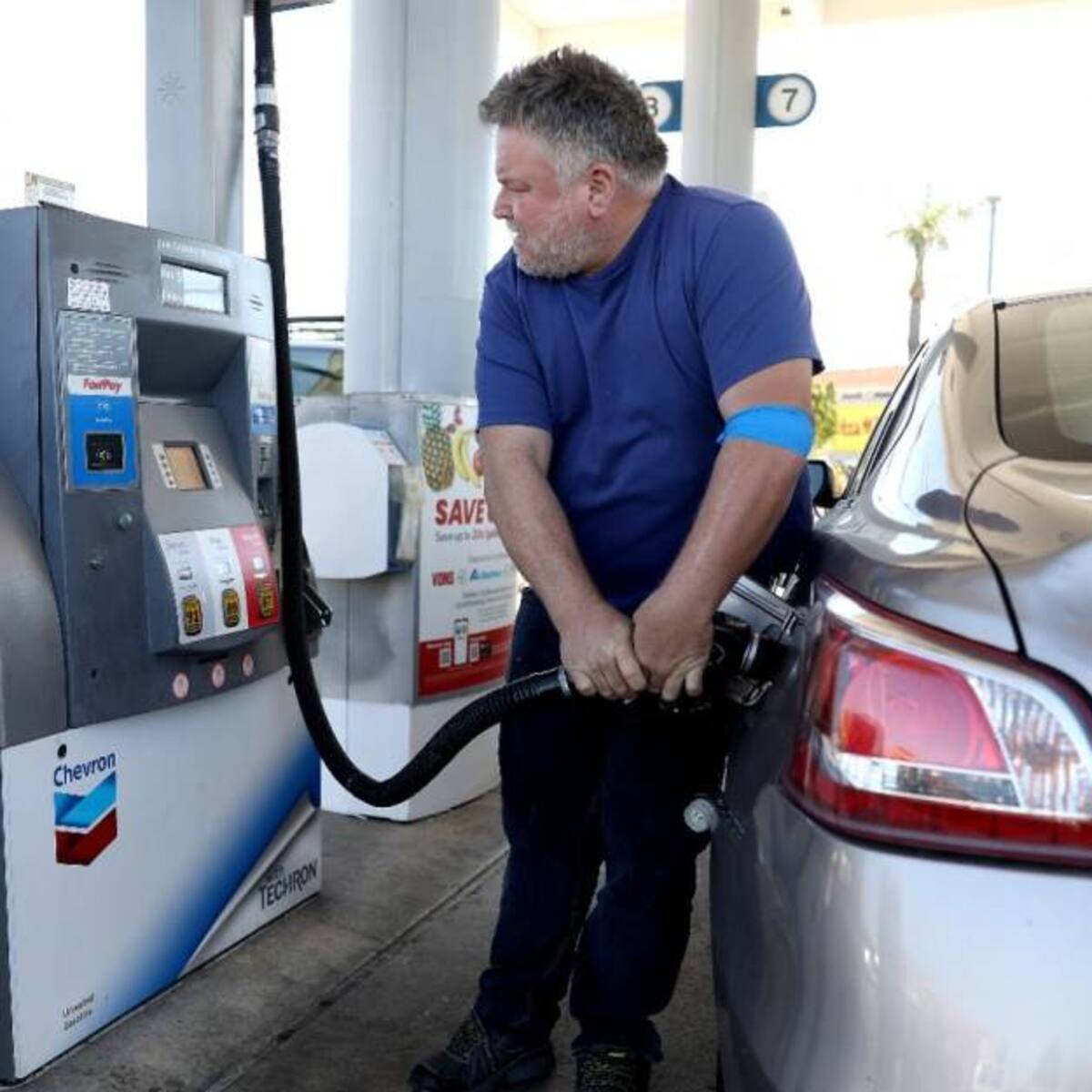 Inflación de EE.UU. cayó al 8,5 % en julio por baja de precios de gasolina y energía