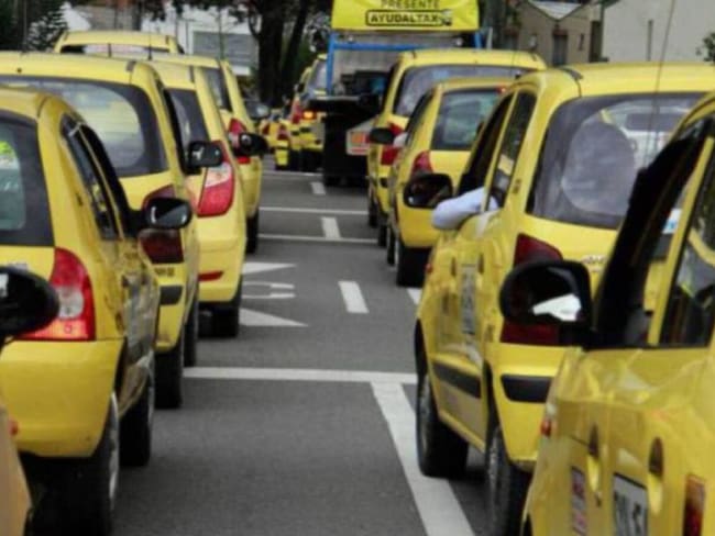 Taxistas de Pereira se unirán al paro nacional rechazando transporte ilegal