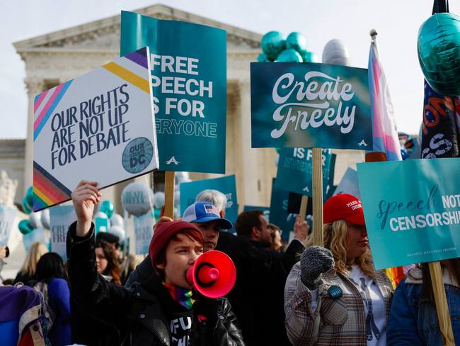 Corte Suprema de EE.UU. analiza caso clave sobre los derechos LGTBI