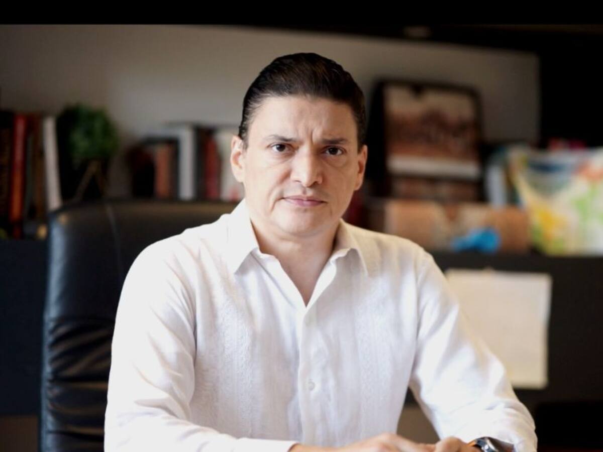 Pese a cuestionamientos, se posesionó Tito Crissien como nuevo MinCiencias