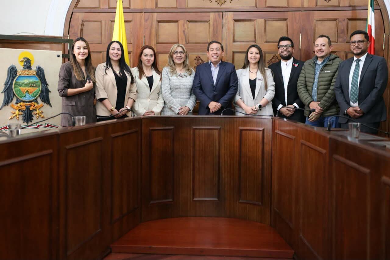 Completa la renovación de su gabinete en Boyacá: seis nuevos funcionarios asumirán Turismo, TIC, Agricultura, Salud, Integración Social e IDEBOY
