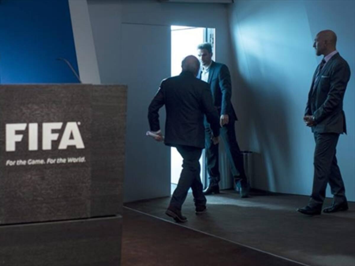 ¿Por qué dimitió Blatter y qué le espera ahora a la FIFA?