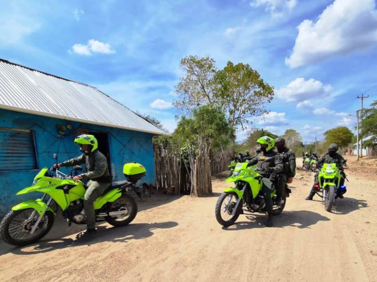 Policía acompaña procesos de restitución de tierras en Bolívar