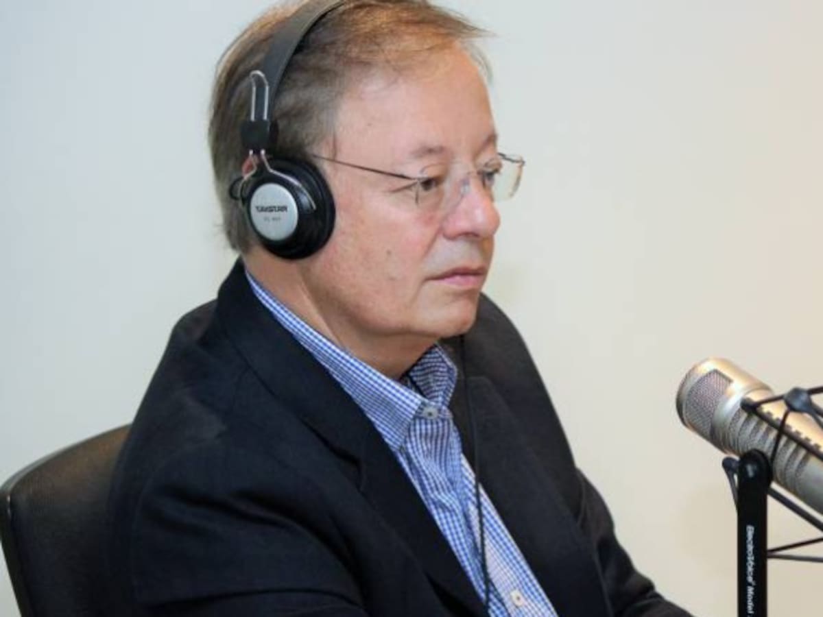 La salida de Santos, fruto de cadena de errores: Silva