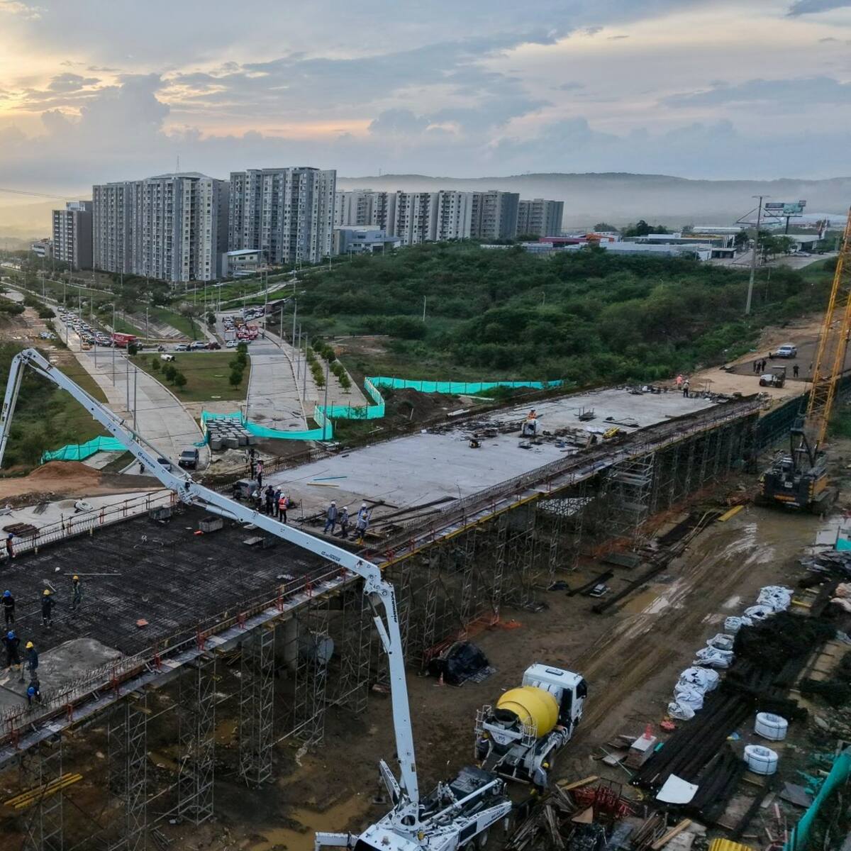“En Colombia no se hace un puente en menos de un año, solo en Barranquilla”: Alcalde Alex Char