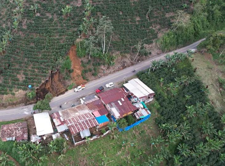 Casas ubicadas en zona de riesgo. Foto: Cuerpo de bomberos de San José, Caldas.