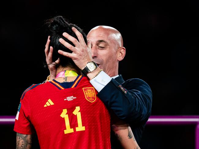 Luis Rubiales y su beso a Jenni Hermoso. (Photo by Noemi Llamas/Eurasia Sport Images/Getty Images)