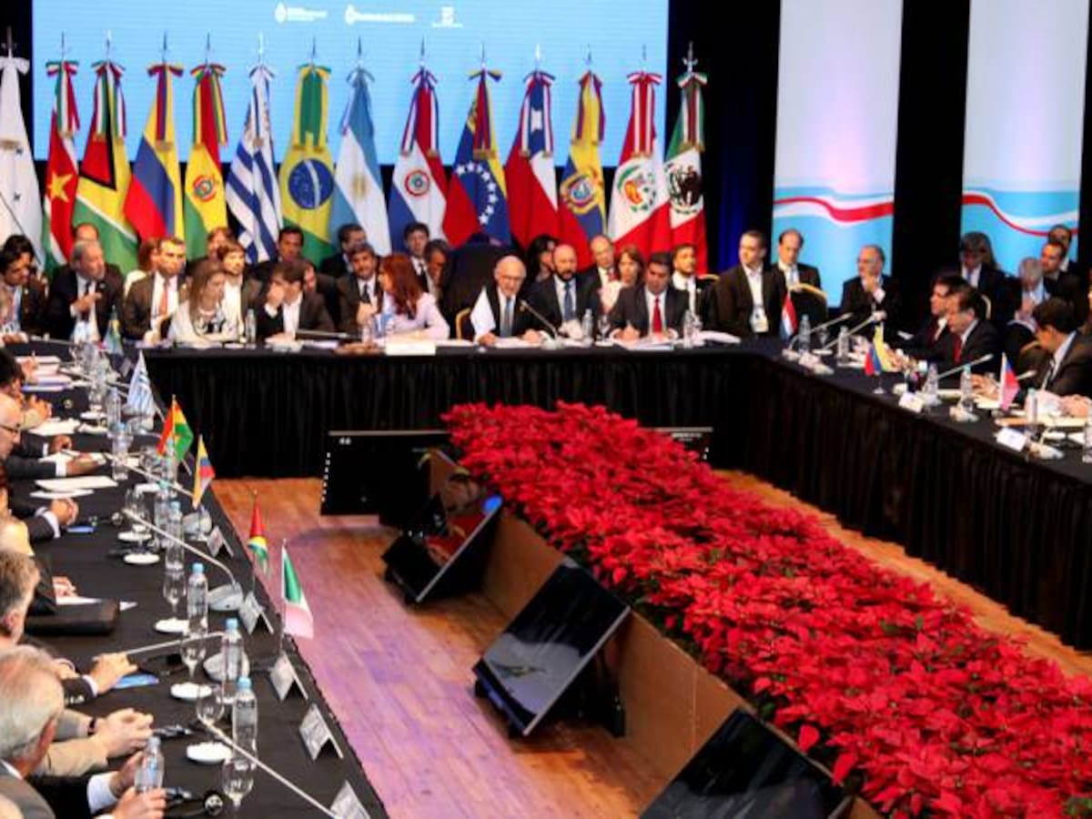 Cancilleres de Mercosur confirman suspensión de Venezuela como miembro pleno